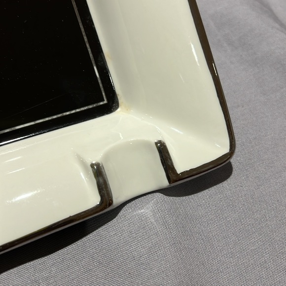 Avo Uvezian Cigar Ashtray Porcelain by Design New Orleans Black & Platinum - Picture 3 of 7